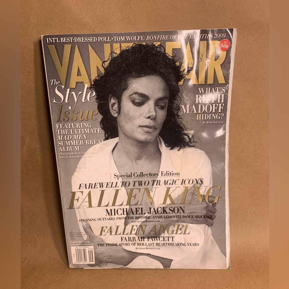 Michael Jackson Vanity Fair memorial farewell with a Farrah Fawcett feature.